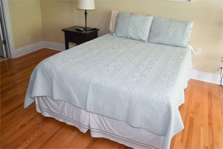 Bed With Bedding (Nectar Mattress)
