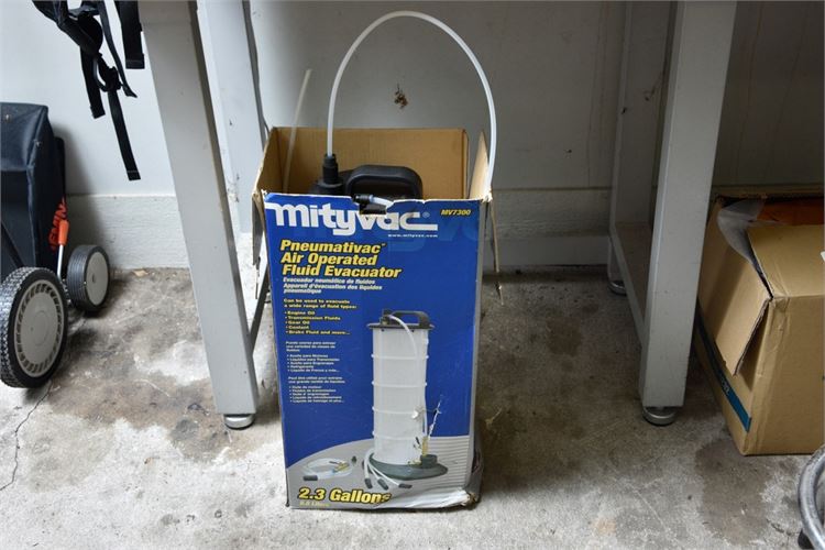 MITYVAC Pneumativac Air Operated Fluid Evacuator