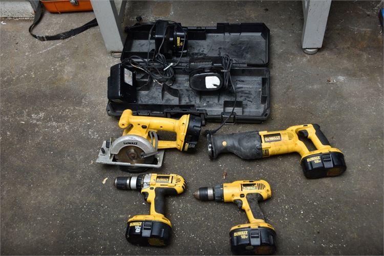 Group Lot DEWALT Power Tools