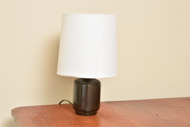 Modern Table Lamp with Shade