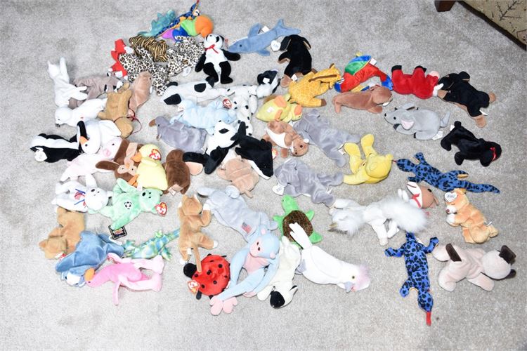 Group Lot Of Beanie Babies