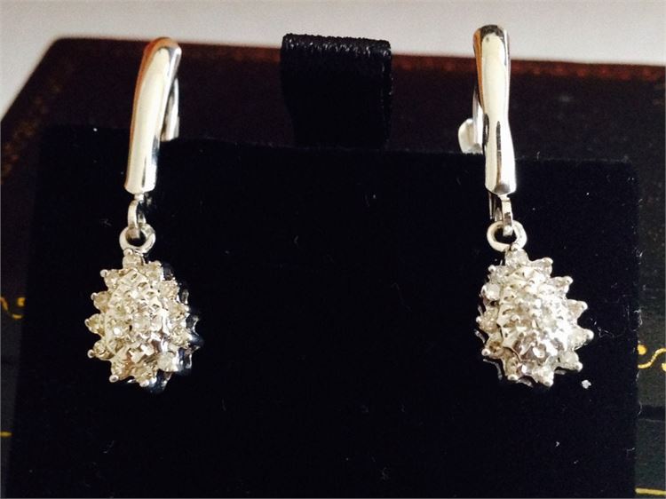 White Gold Cluster Diamond Earring .25 Carats