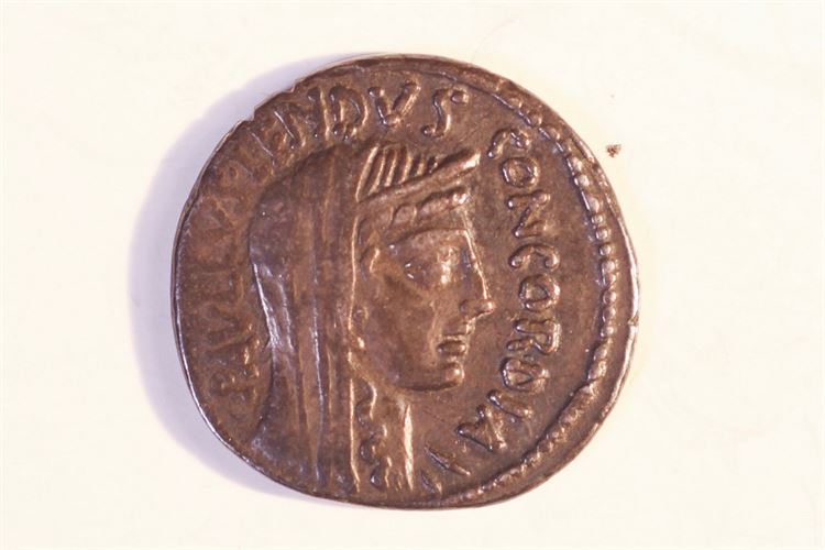 Ancient Roman Coin 62BC