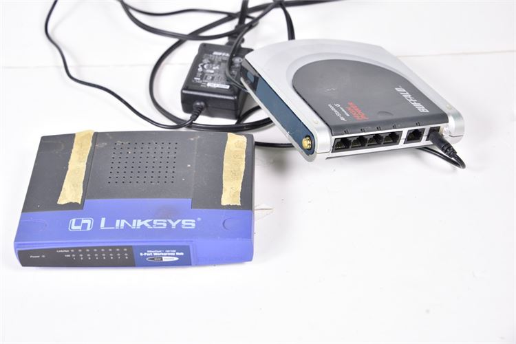 Linksys 8 Port Workgroup Hub & Air Station Wireless-G High Power Router