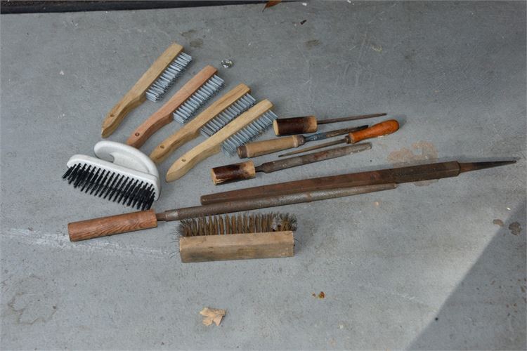 Group Lot of Files & Brushes