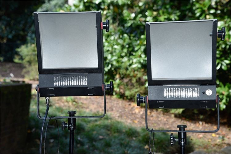 Hollywood Soft Lights Cool-Lux with Stands