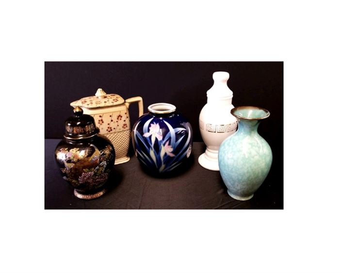 Group Lot of Fine Vintage Porcelain Vases, Jar & Tea Pot