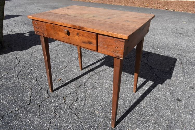 Country Style Pine Side Table