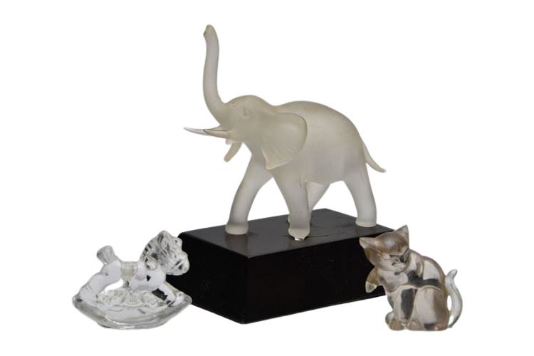 Group Lot of Glass & Rock Crystal animal Figures