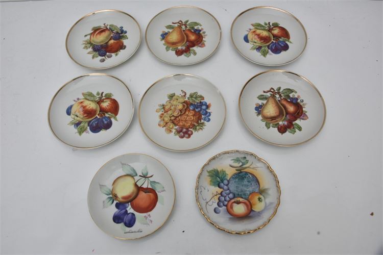 Companies Estate Sales - Set Decorative Fruit Plates