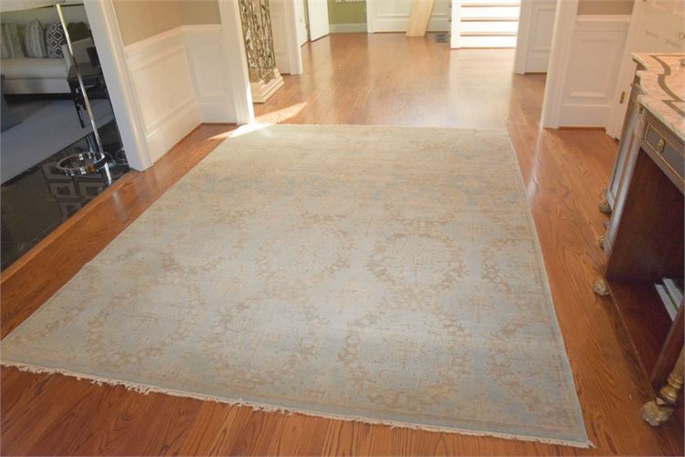 Handwoven Persian Design Carpet Room Size