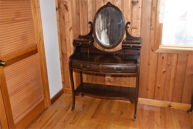 Antique Mahogany Dressing Table