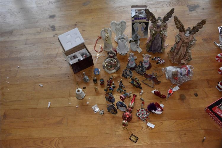 Group Figurines and Miscellaneous Objects