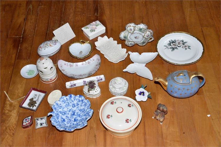 Group Lot of Porcelain Items