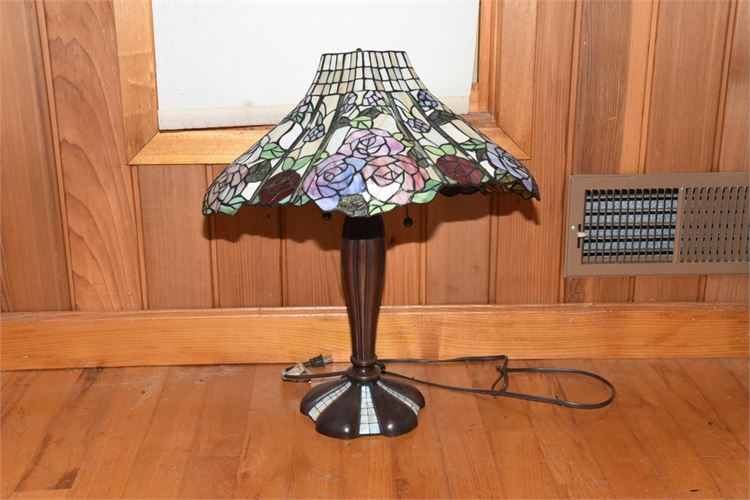 Leaded Glass Decorative Lamp