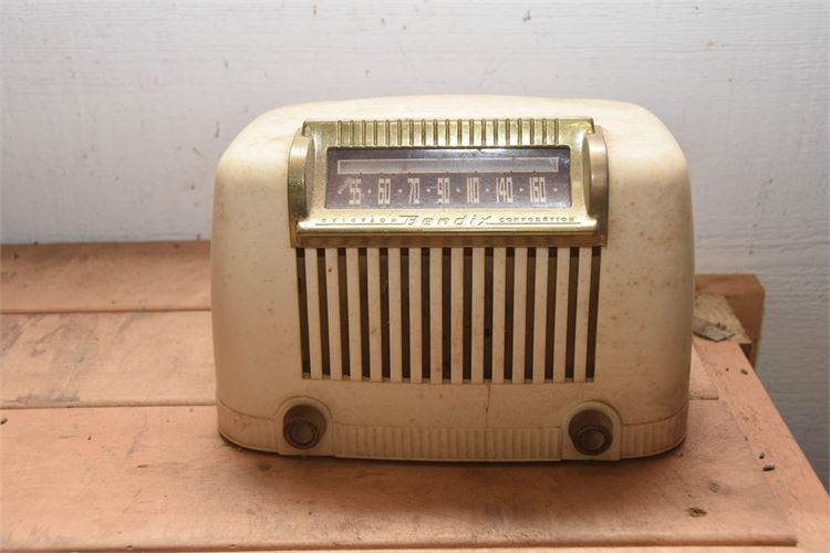 Vintage BENDIX Radio