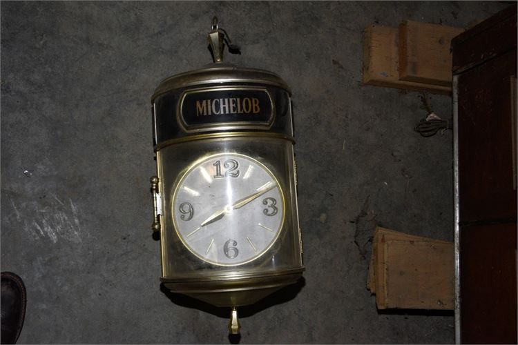 Vintage Michelob Rotating Hanging Bar Clock/Light