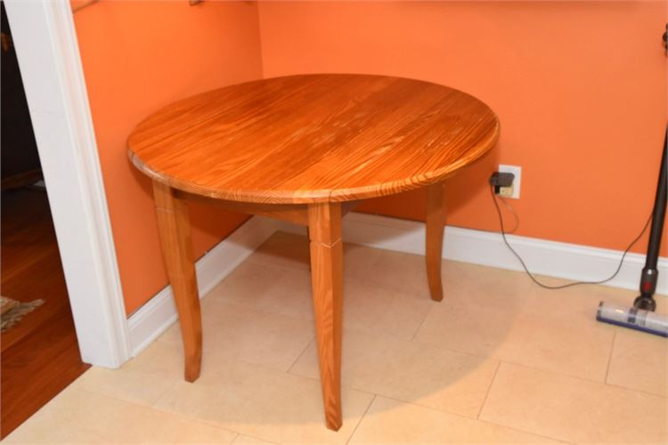 Round Pine  Dining Table