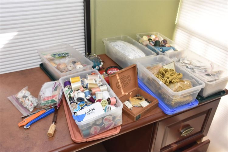 Group Lot Of Sewing Items