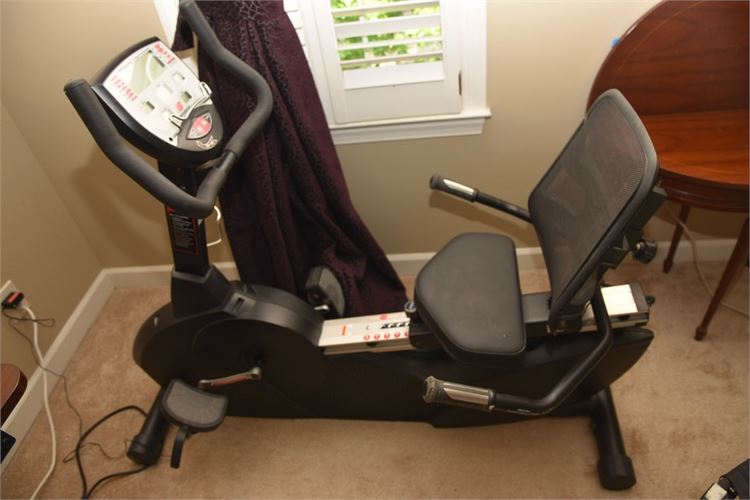 NEW BALANCE 7.5 Recumbent Exercise Bike