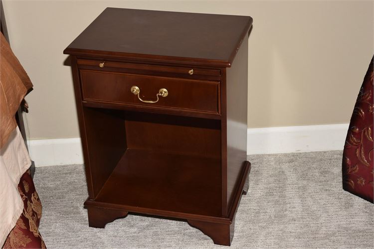 Georgian Style Mahogany Bedside Cabinet