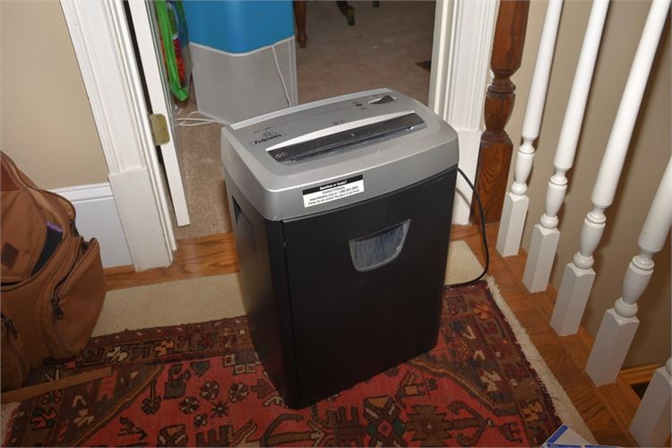 FELLOWES Paper Shredder