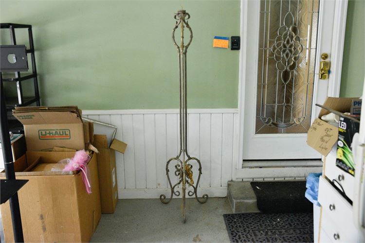 French Style Metal Floor Lamp