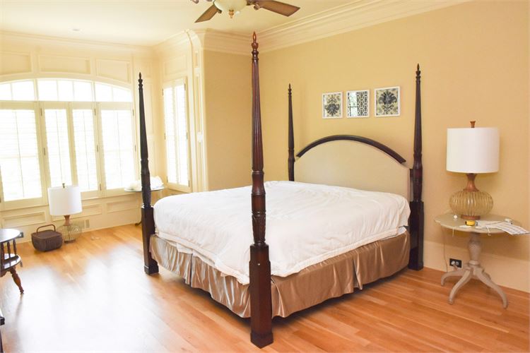 Mahogany Four Poster Bed With Carved Details