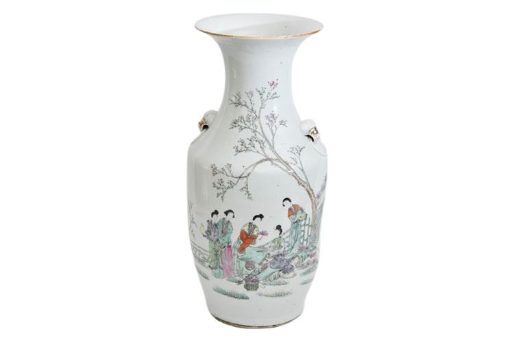 Chinese Porcelain Vase