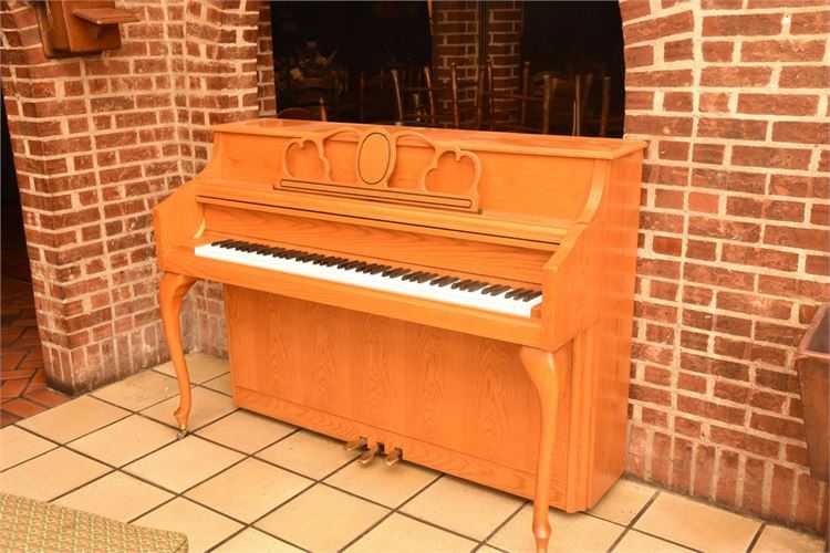 Samik Oak Spinet Paino