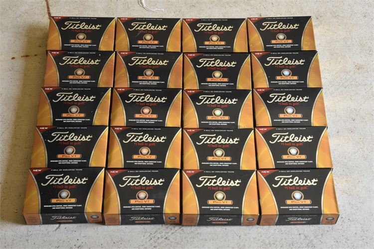 (120 Count) Group Lot Of TITLEIST PRO V1 Golf Balls NEW IN BOX