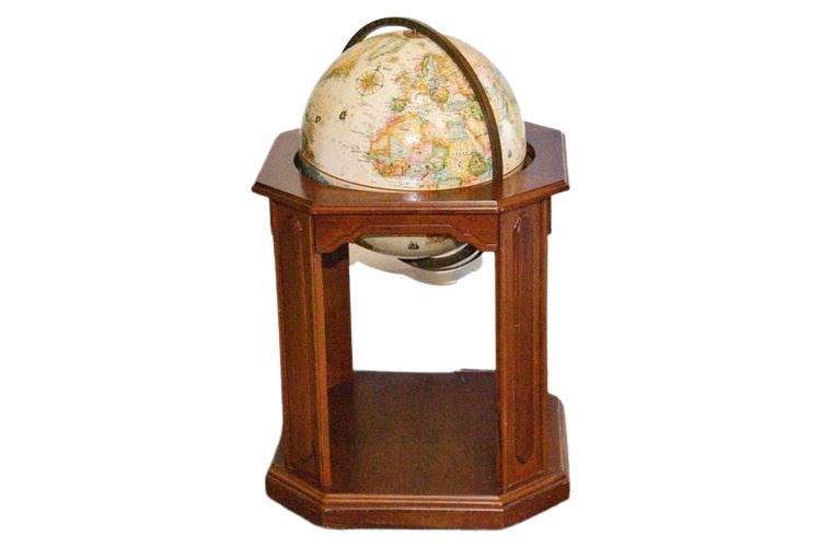 REPLOGLE World Classic Series Globe On Wooden Stand