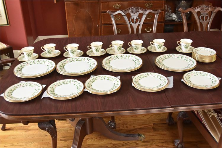 LENOX "Holiday" China Service