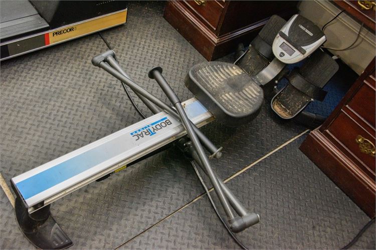 BODY TRAC Glider Rowing Machine