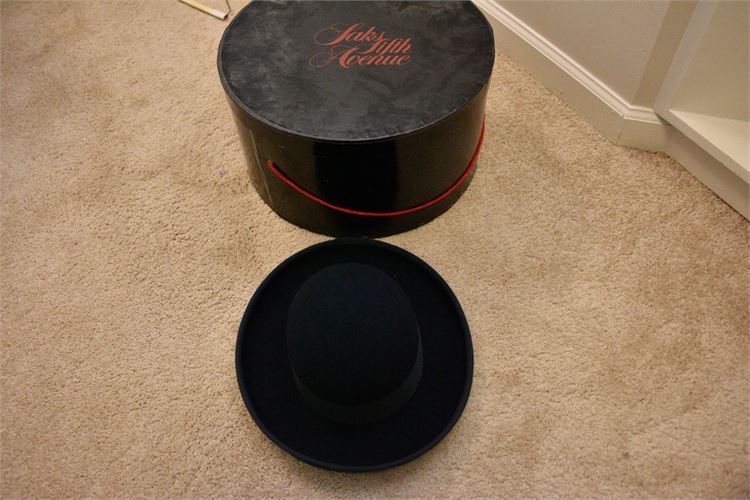 SAKS FITH AVENUE Hat