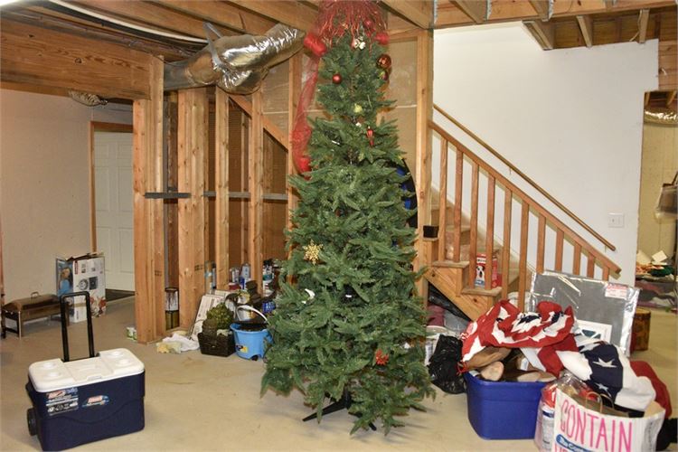 12' Pre-lit Artificial Christmas Tree