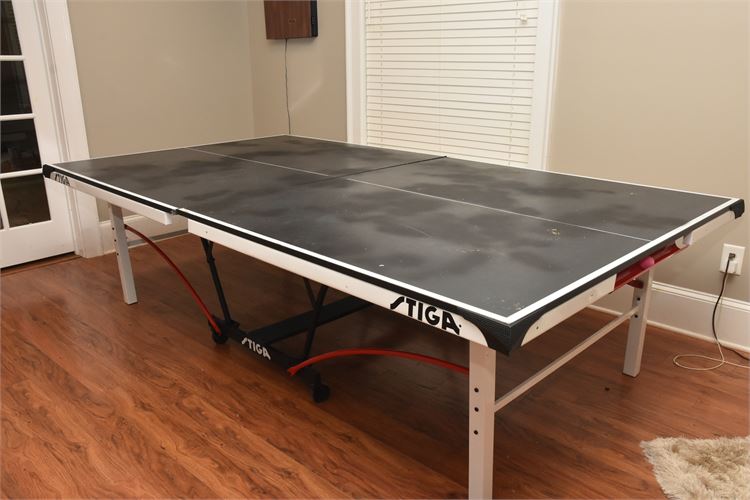 STIGA Ping Pong Table