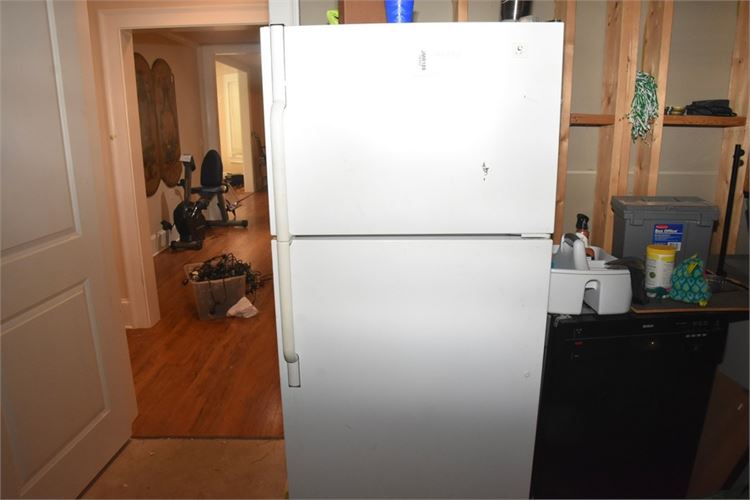 Refrigerator