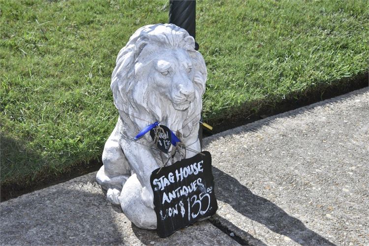 Composite Lion Garden Sculpture