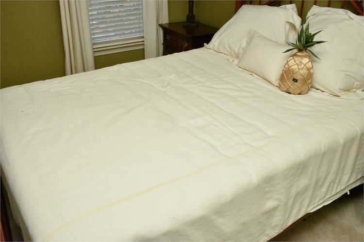 White Bedding With Yellow Trim