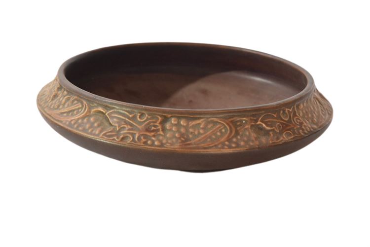 ROSEVILLE  Rosecraft  Footed Ceramic-Bowl 142-6