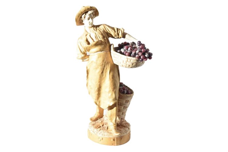 ROYAL DUX BOHEMIA Figure of Grape Harvester