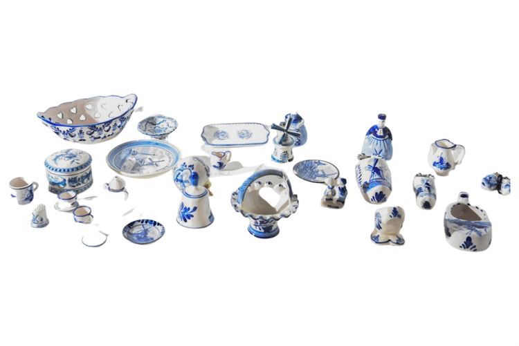 Group Blue & White Dutch etc Porcelain Objects