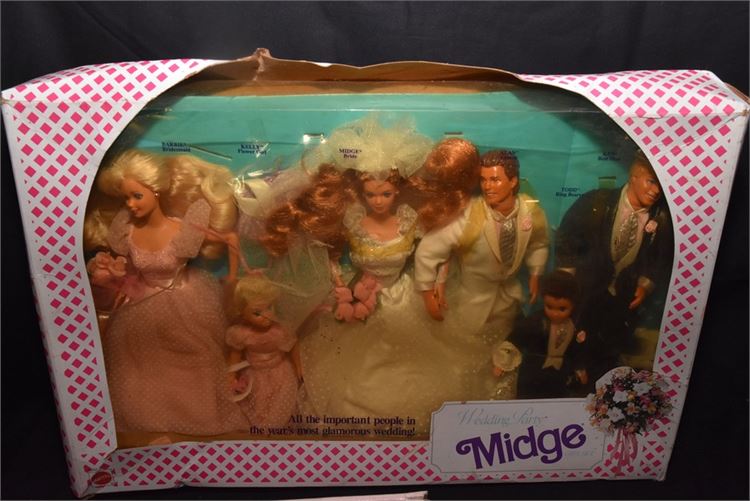 BARBIE Wedding Party Midge in Box