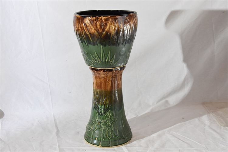 WELLER Sun & Moon Planter with pedestal in Green Glaze