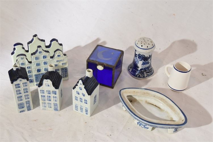 Group DELFT Blue House & Assorted Blue Decorations