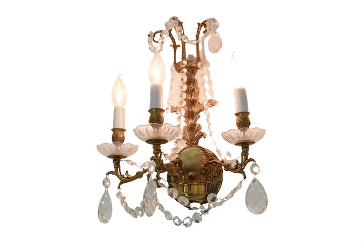 Classical Style Gilt Wall Sconce With Decorative Glass Prisms