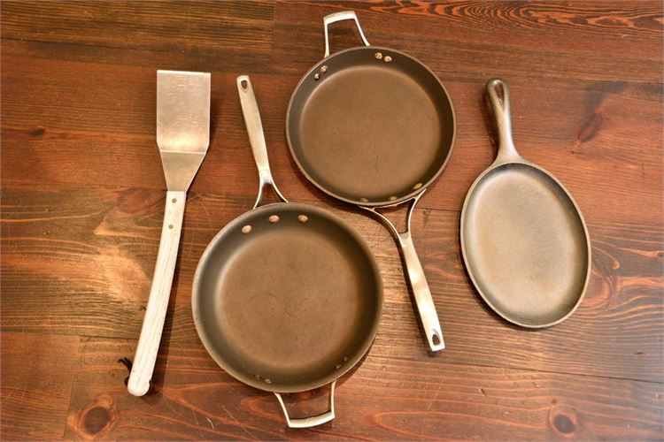 Group, Pans and Spatula