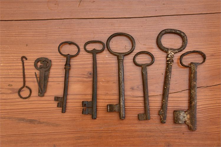 Group, Antique Keys