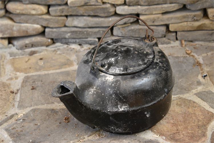 Iron Fireplace Teapot